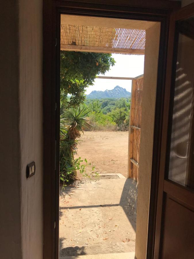 Bed and Breakfast Li Casacci Arzachena Esterno foto