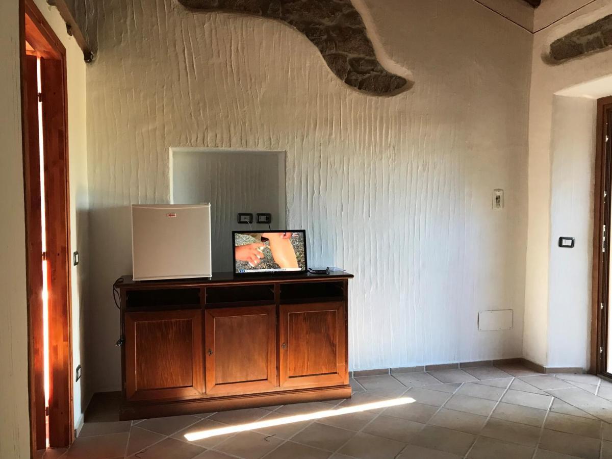 Bed and Breakfast Li Casacci Arzachena Esterno foto